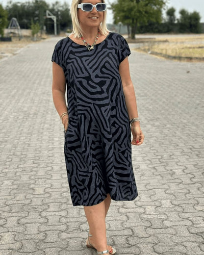 Avanille | vestido con cuello redondo
