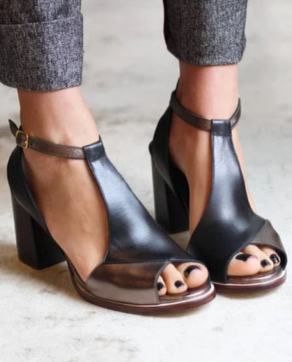 Zapatos de tacón modernos