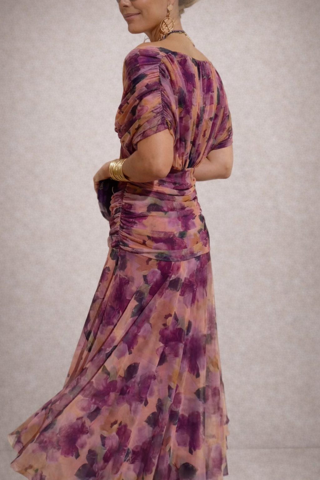 FLORENDRA™ | Vestido largo con cuello en V y estampado floral