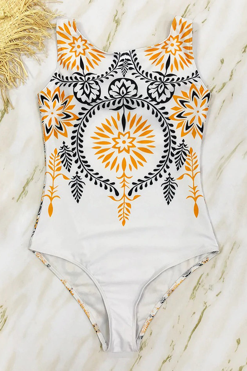 Bañador de una pieza con estampado boho y cuello alto