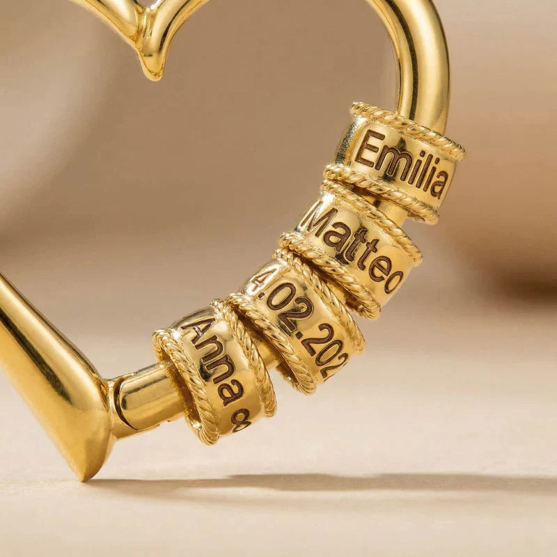 COLLIER EN FORME DE CŒUR AVEC PRÉNOMS