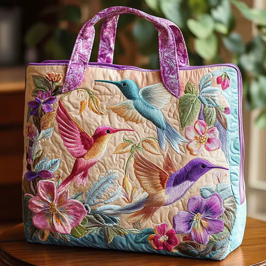 Bolso acolchado hecho a mano con colibríes y flores