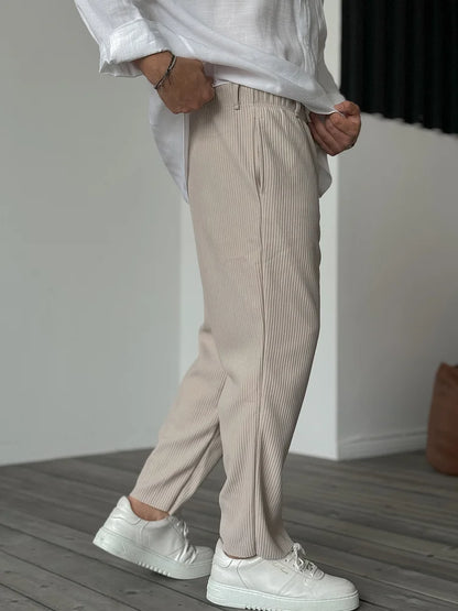 Herren Relax Fit Plissee Hose – Eleganter und Bequemer Alltags- und Business-Look