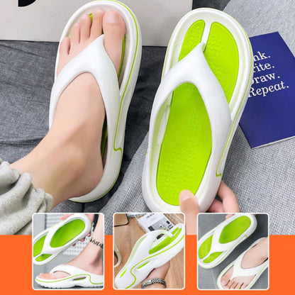 Bequeme Sommer-Flip-Flops mit dicken Sohlen